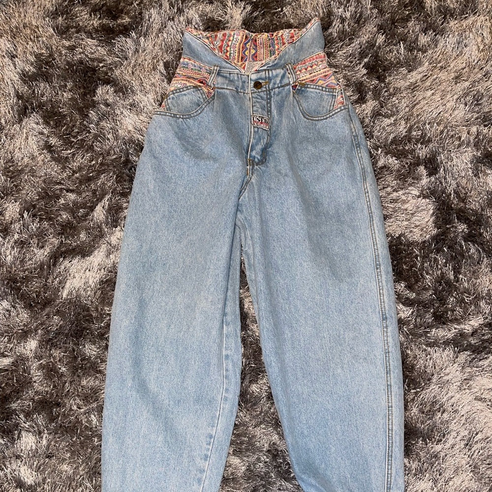 Get USED By Elie vintage retro light blue jeans
